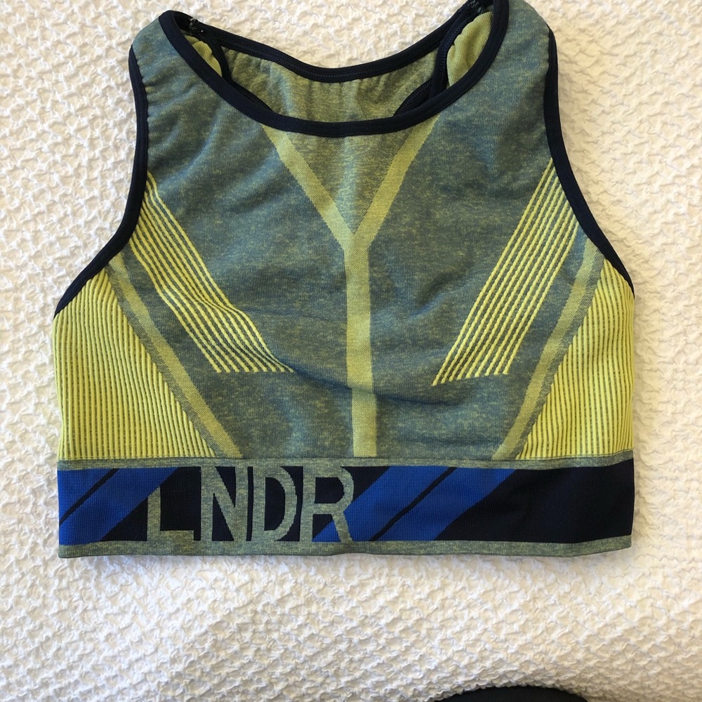 Sports bra